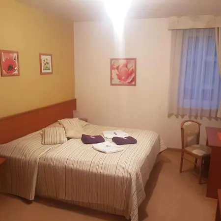 Apartment Beatrix Apartman Buk